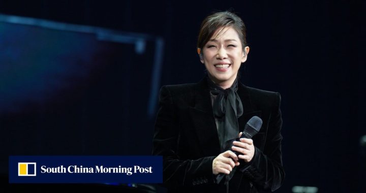 Diva Cantopop Sandy Lam Yik-lin memukau penonton di pertunjukan ulang tahun ke-50 Hong Kong Philharmonic Orchestra