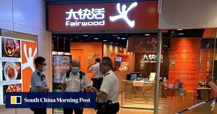 Para pengamat, pemilik toko yang mengambil knifeman di toko makanan cepat saji Hong Kong mendapat pujian dari para saksi