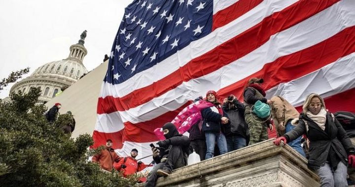 Demonstrasi yang didanai donor Trump teratas yang mendahului kerusuhan Capitol AS, lapor WSJ