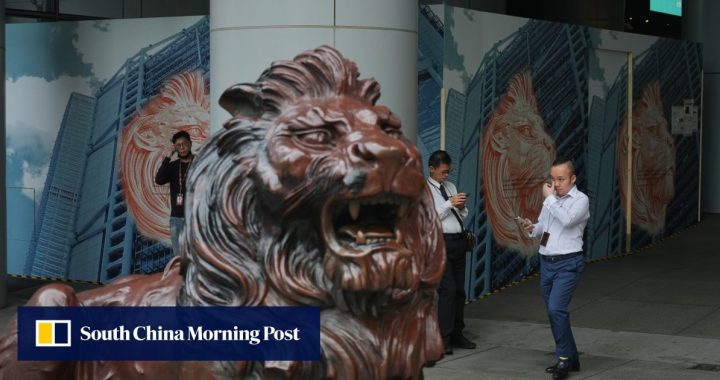 HSBC, Standard Chartered, BOCHK meninggalkan suku bunga sendiri sebagai peminjam bantuan mata akhir tahun ini