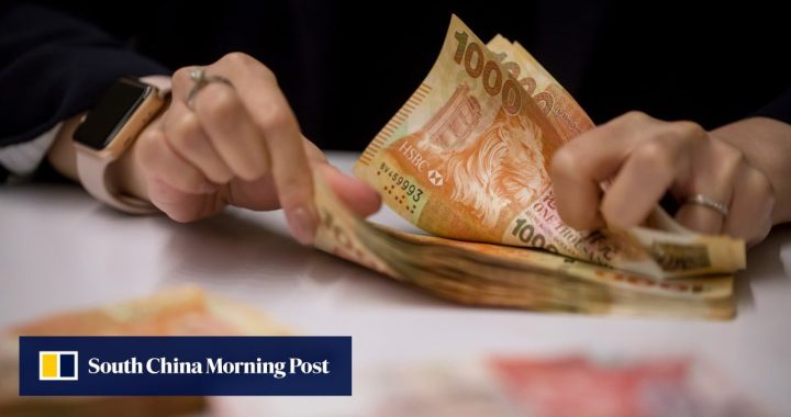 Otoritas moneter Hong Kong menyerukan peminjam berhati-hati pada suku bunga meskipun perkiraan pemotongan Fed