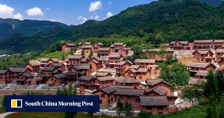 Para pejabat di Guihou China menghadapi penyelidikan korupsi beberapa minggu setelah peluncuran penyelidikan penangkapan pengusaha wanita itu